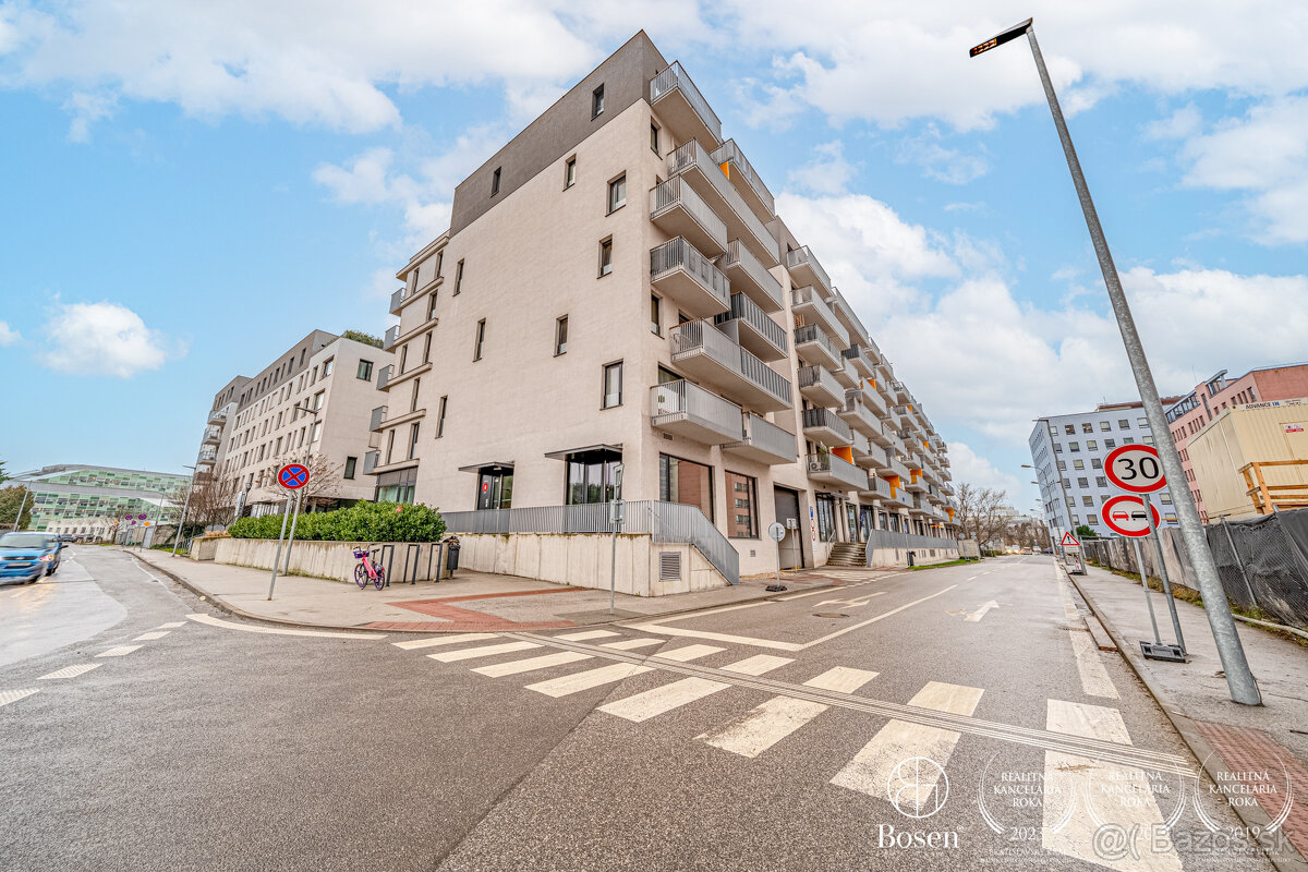 BOSEN | Priestranný 1kk byt v novostavbe Jarabinky - Ružinov - 12