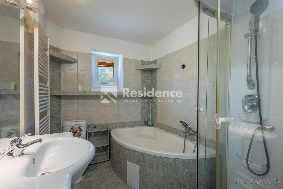 Výhodná ponuka – rodinný dom v obľúbenej lokalite Jamník - 12