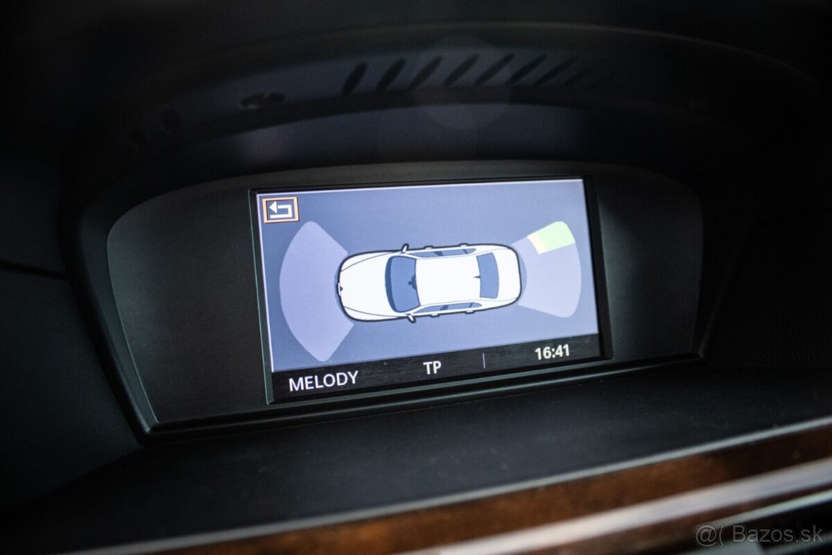 BMW Rad 5 520 d 130kw 177k E60 - 12