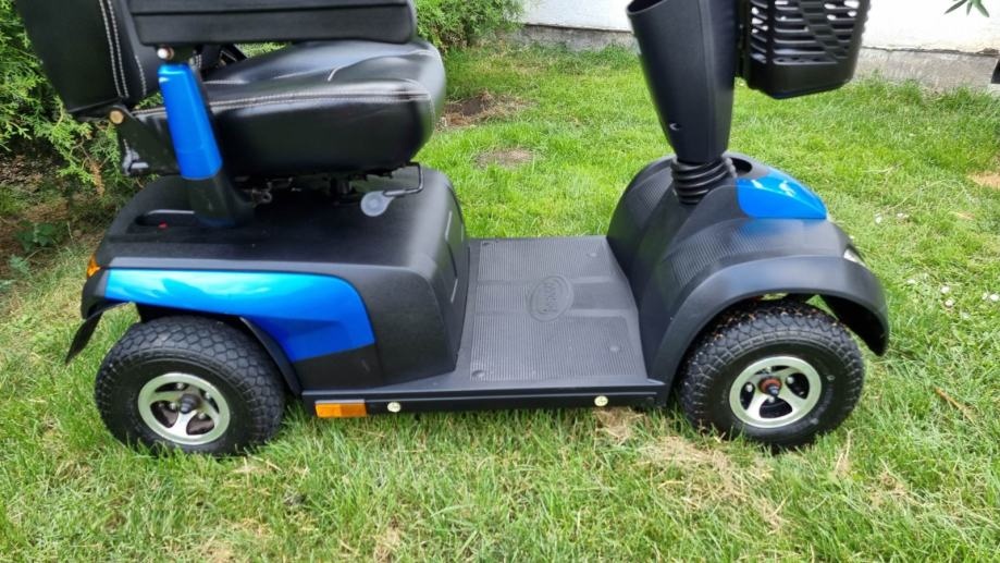 Elektrický invalidny vozik - Invacare 10-12Km/h - 12