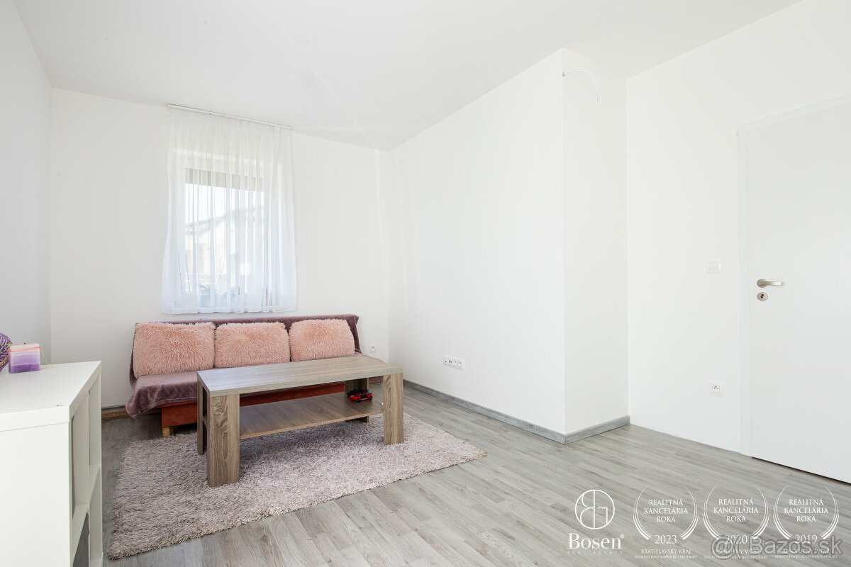 BOSEN | Novostavba – priestranný byt v rodinnom dome s teras - 12