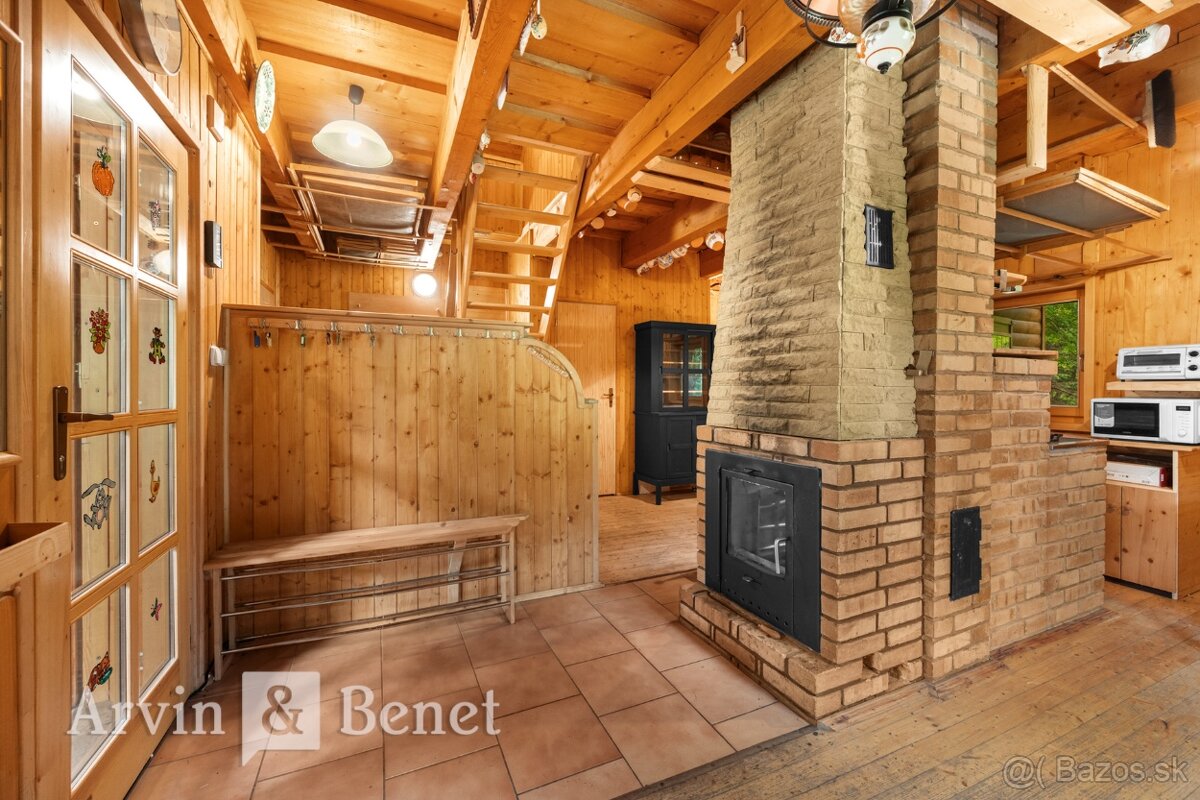 Arvin & Benet | Zrubová chata v srdci Muránskej planiny s ce - 12