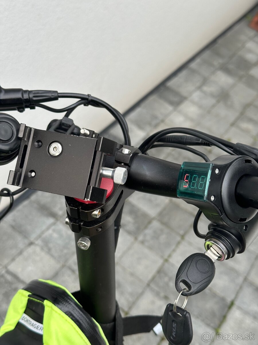 ZERO 10X – výkonná elektrická kolobežka, 52V - 12