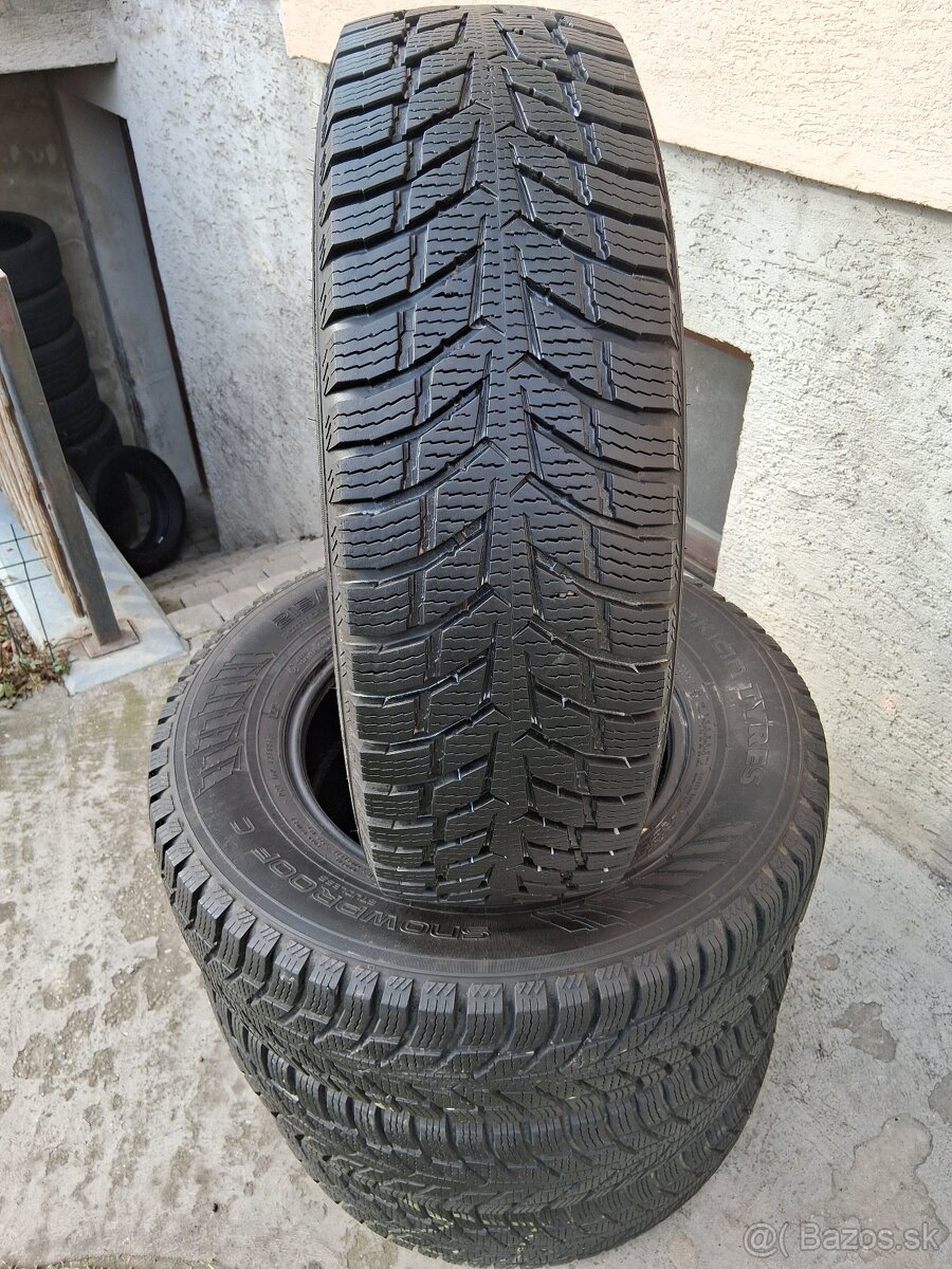 215/75 r16C zimne pneumatiky - 12
