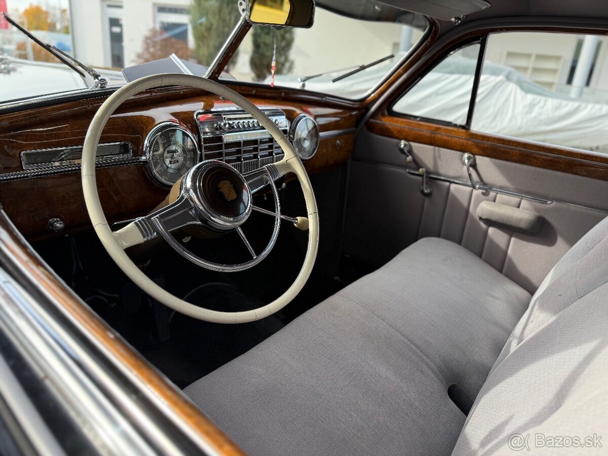 1941 Cadillac Series 62 Coupe - 12