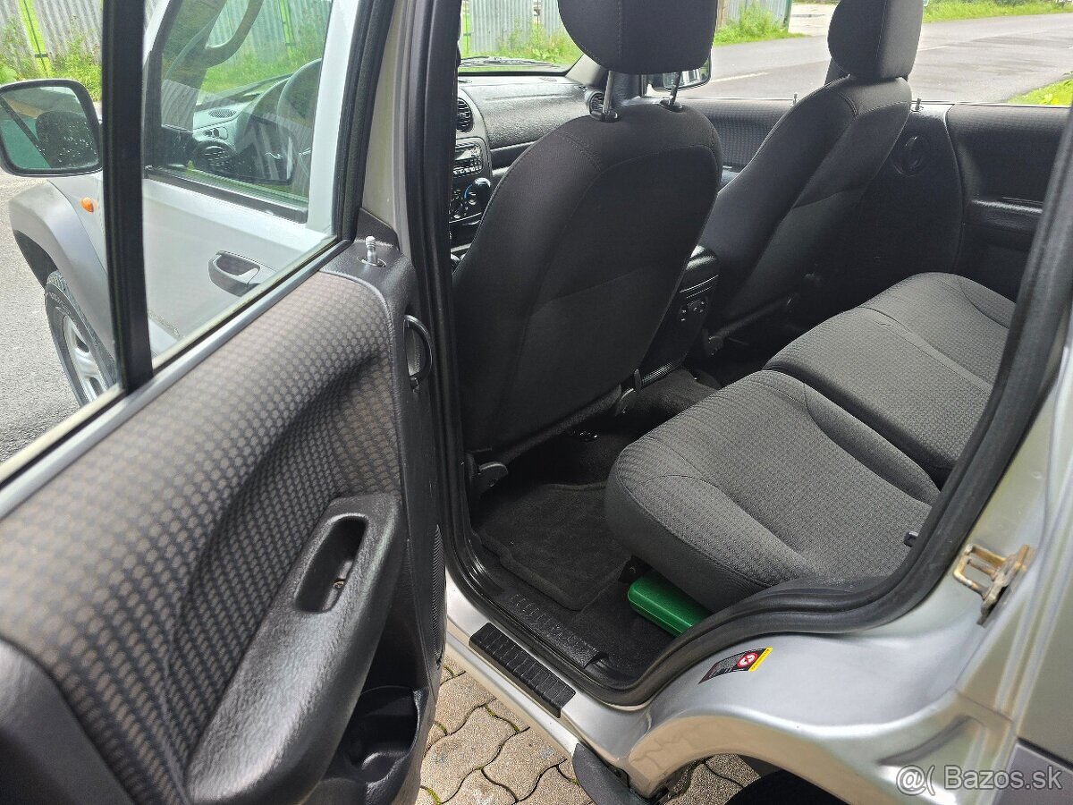 Jeep Cherokee 2,5CRD SPORT // MANUAL // BEZ KOROZIE / - 12