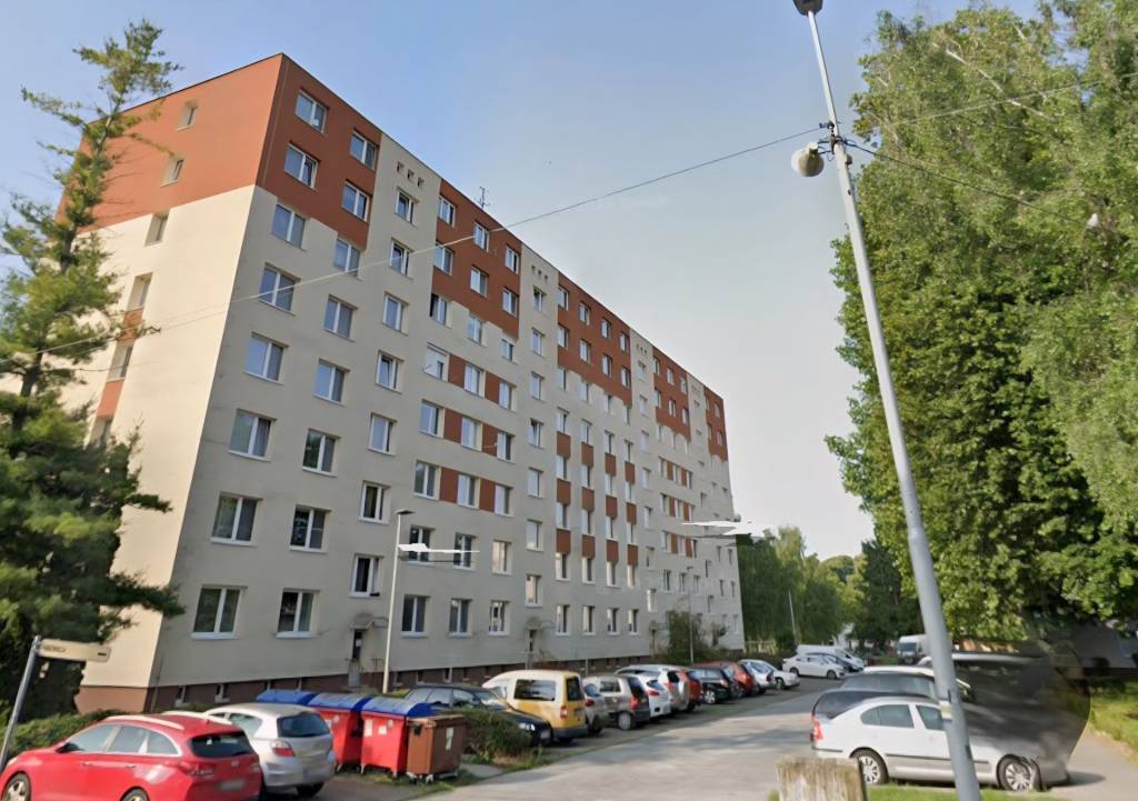 Centrum - 4 izbový byt s balkónom, 90 m2 - 12