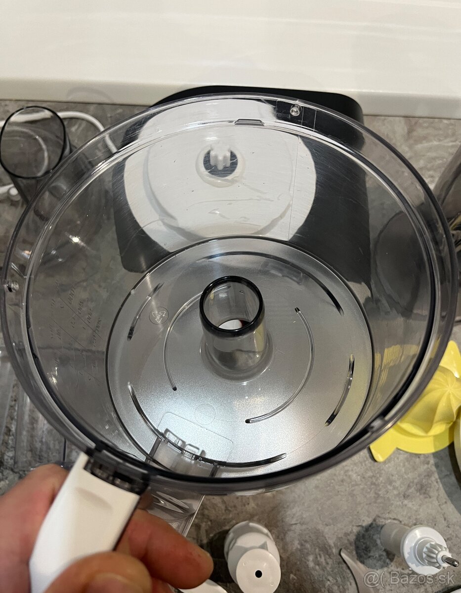 Kuchynský robot Bosch MCM4100 800W - 12