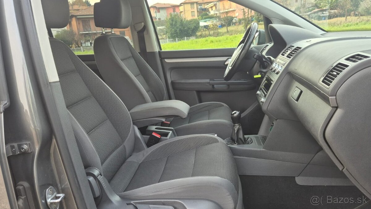 VOLKSWAGEN TOURAN 1.2 TSI - 12