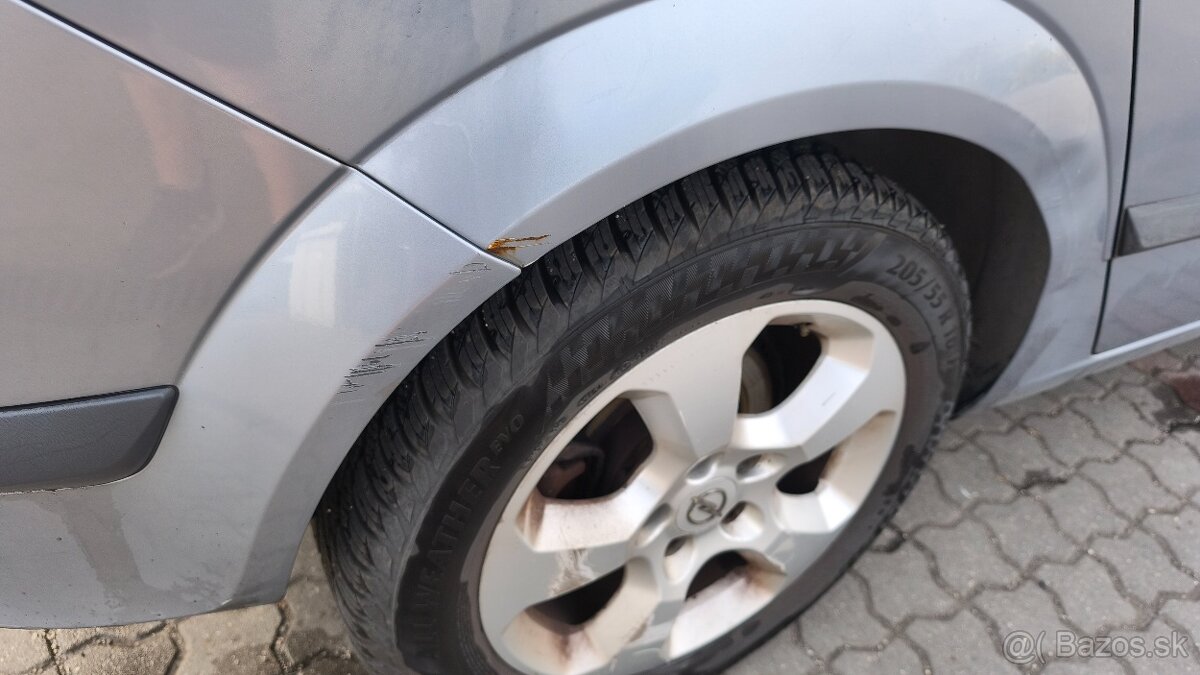 Opel Astra H 1.8 92 kW - 12