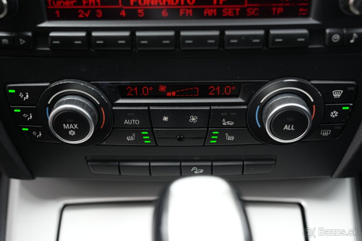 BMW 320d xDrive Touring facelift - 12