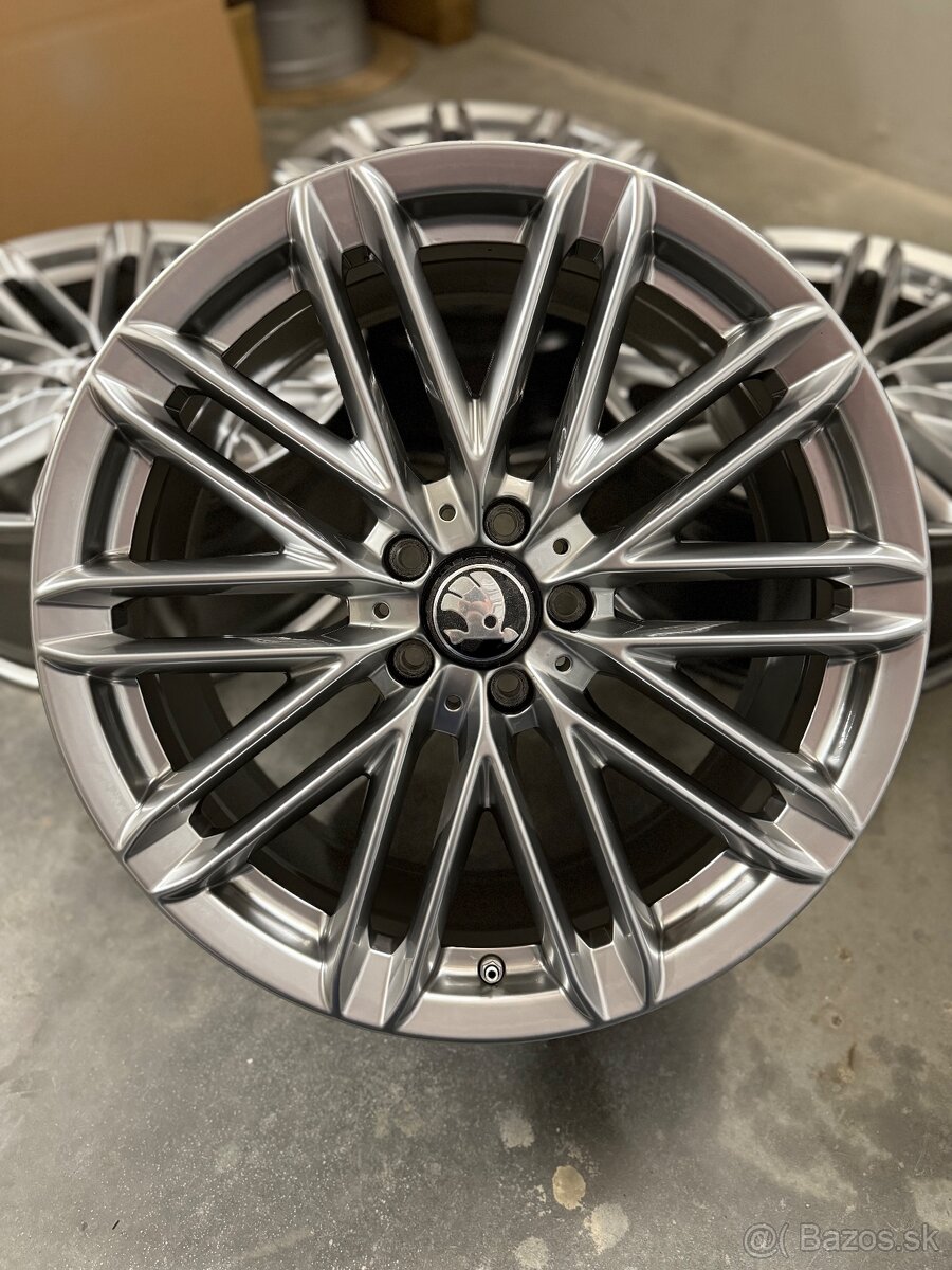 Hliníkové disky 5x112 R19 Mercedes Benz S Class W223 - 12