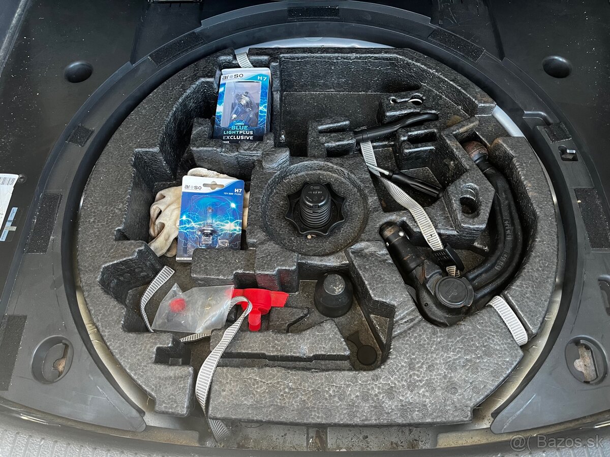 VW Touran 2007 1,6MPI - 12