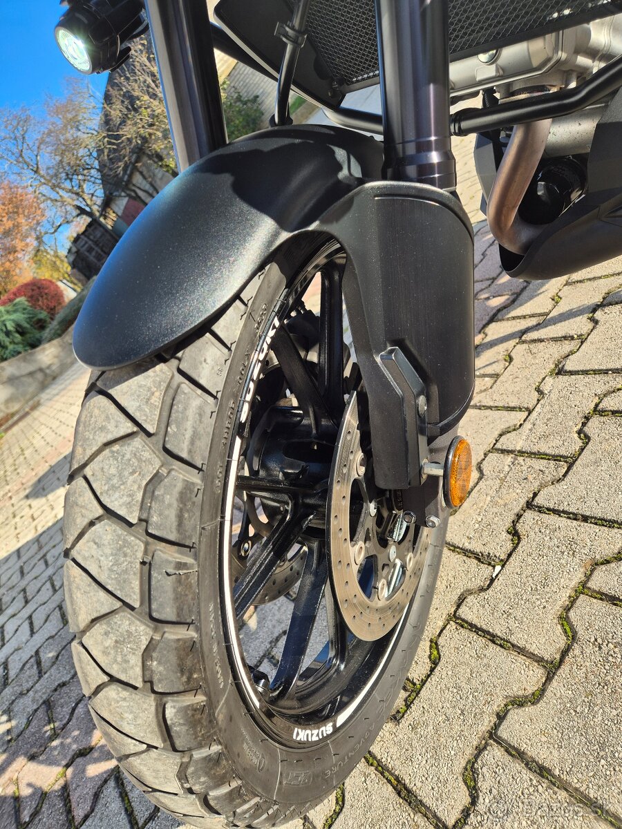 Suzuki DL 1000 V Strom - 12
