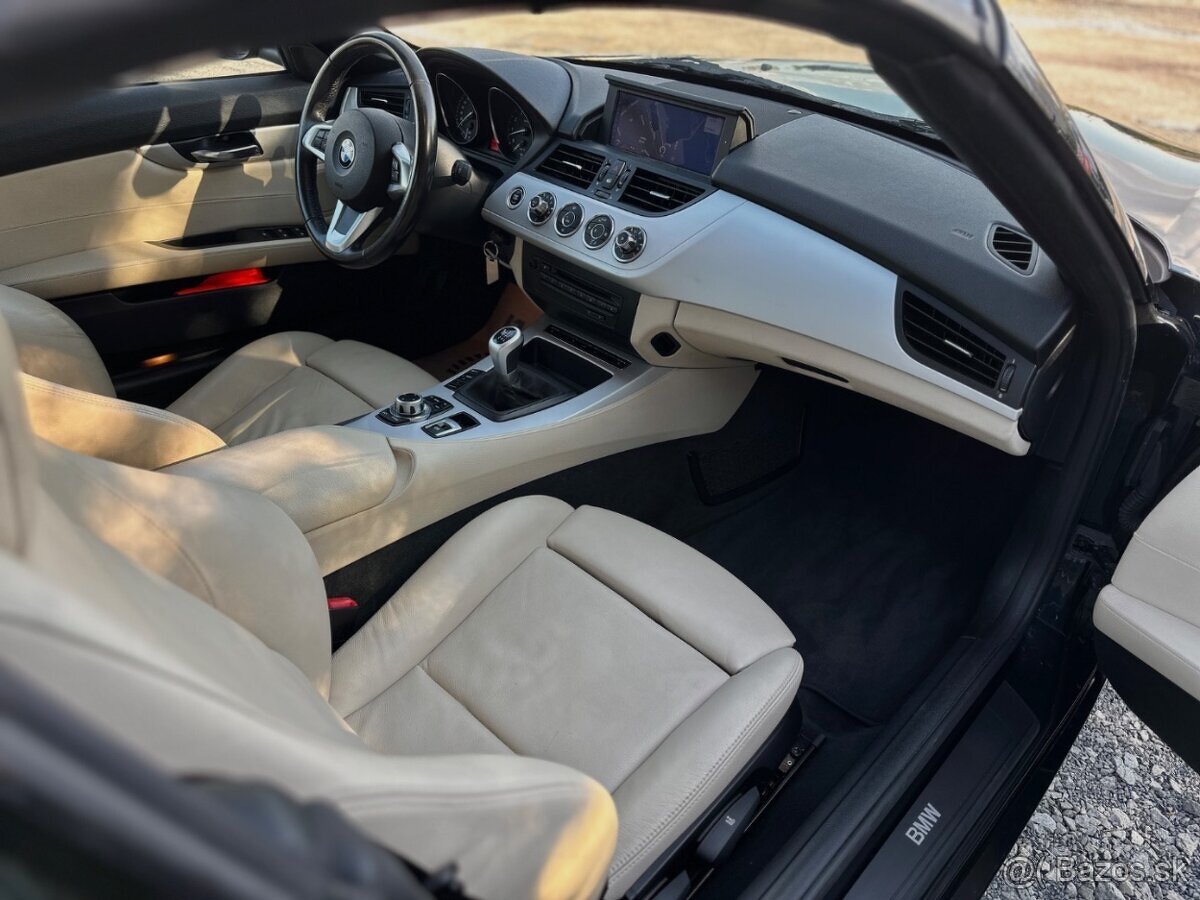 BMW Z4 Cabrio sDrive 2.3i , 150kW, M6, 2d. - 12