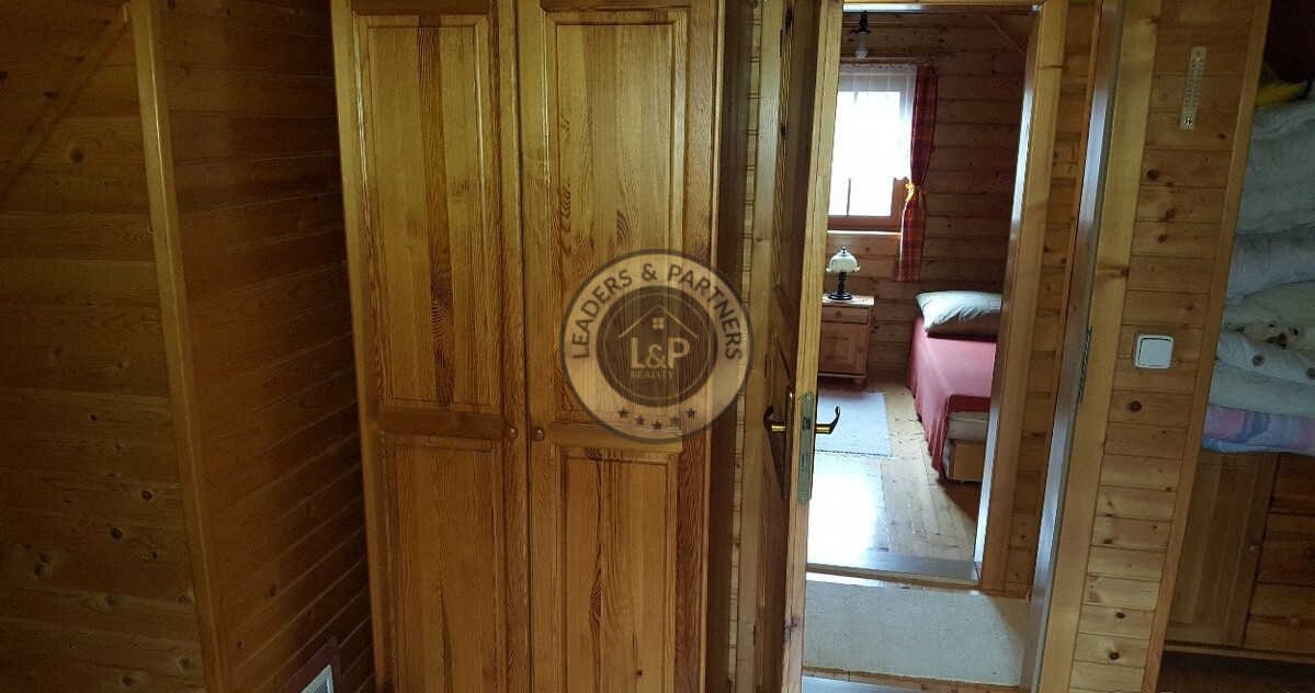 Na predaj - ZRUBOVÁ REKREAČNÁ CHATA v Regetovke - 12