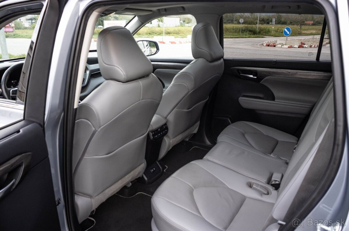 Toyota Highlander 2.5 Hybrid Dynamic Force Executive AWD - 12