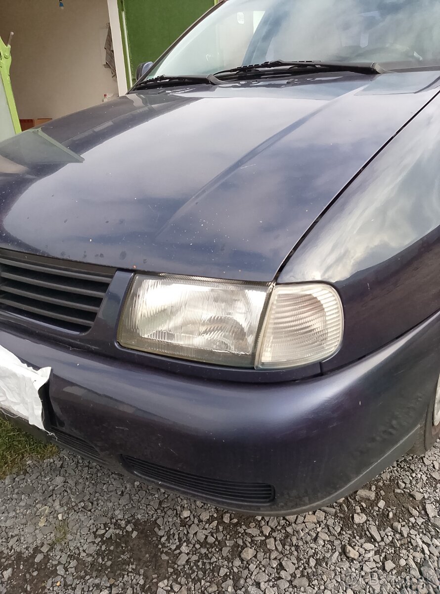 Polo klasik 16 benzín 55kw dobrom stave - 12