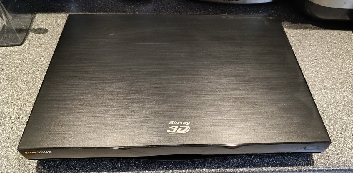 Predám HDD recordér s dig. TV tunerom + 3D Blu-ray prehrávač - 12