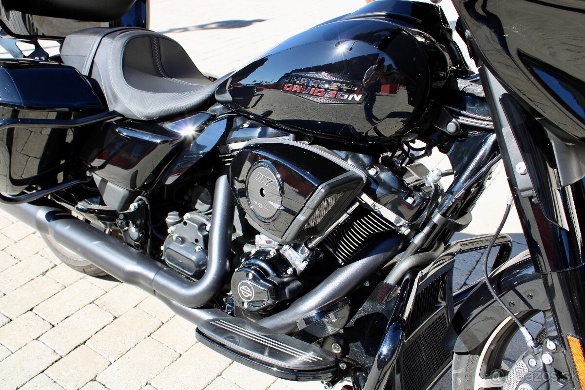 Harley Davidson street glide - 12