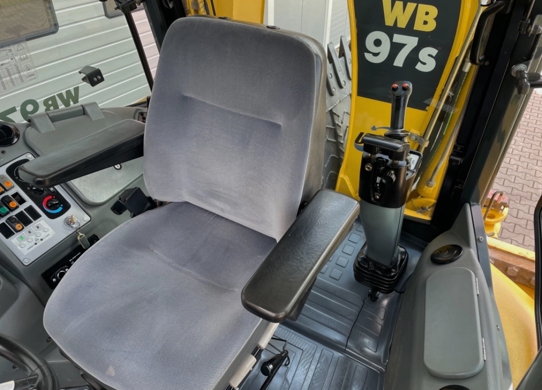 Komatsu WB97 - 12