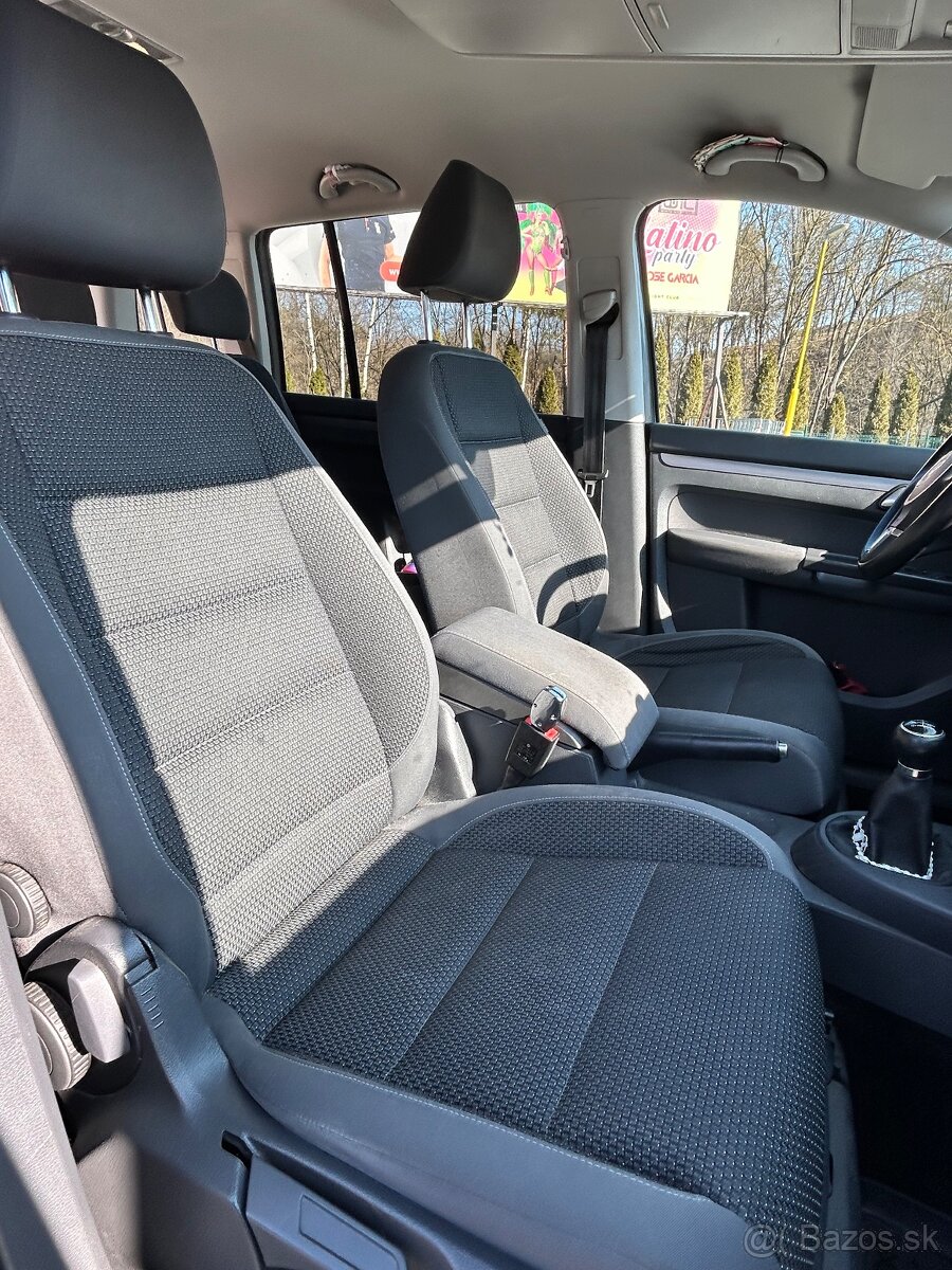 Volkswagen Touran 2.0 TDI BlueMotion Technology Comfortline - 12