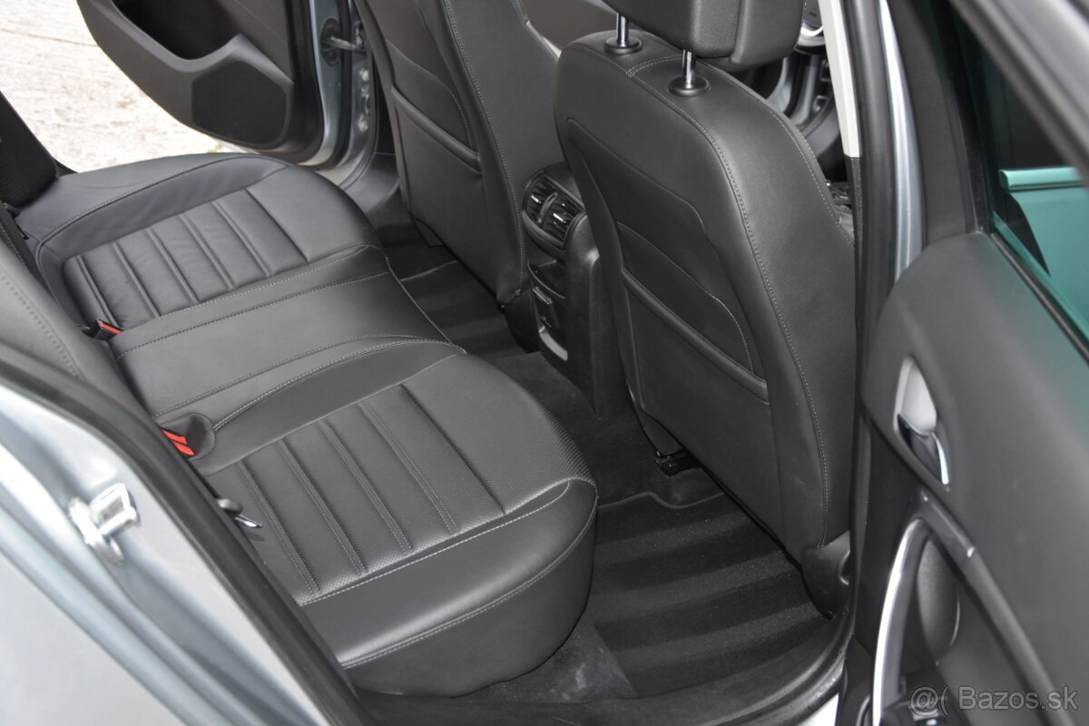 Opel Insignia 2,0 TURBO 4x4 - 12