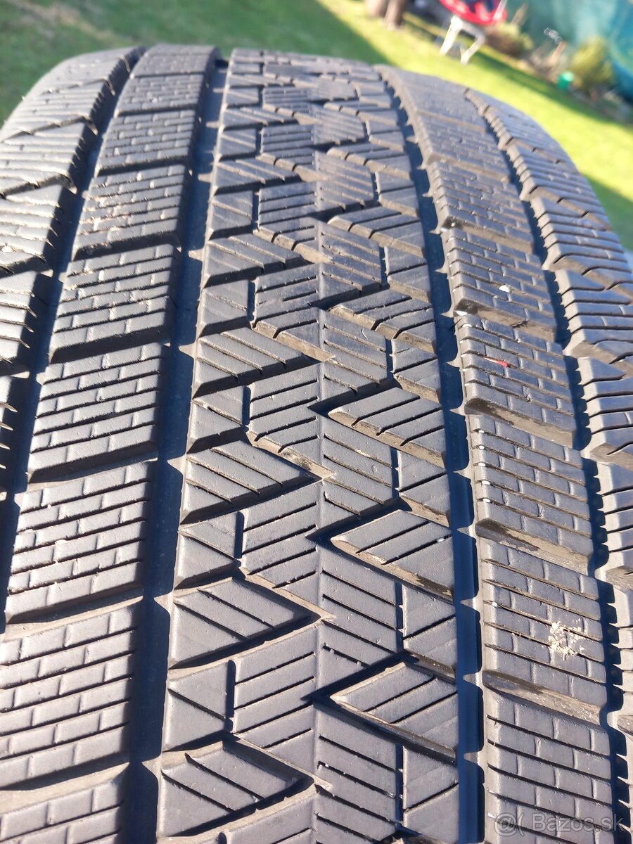 235/50 r19 zimné pneumatiky - 12