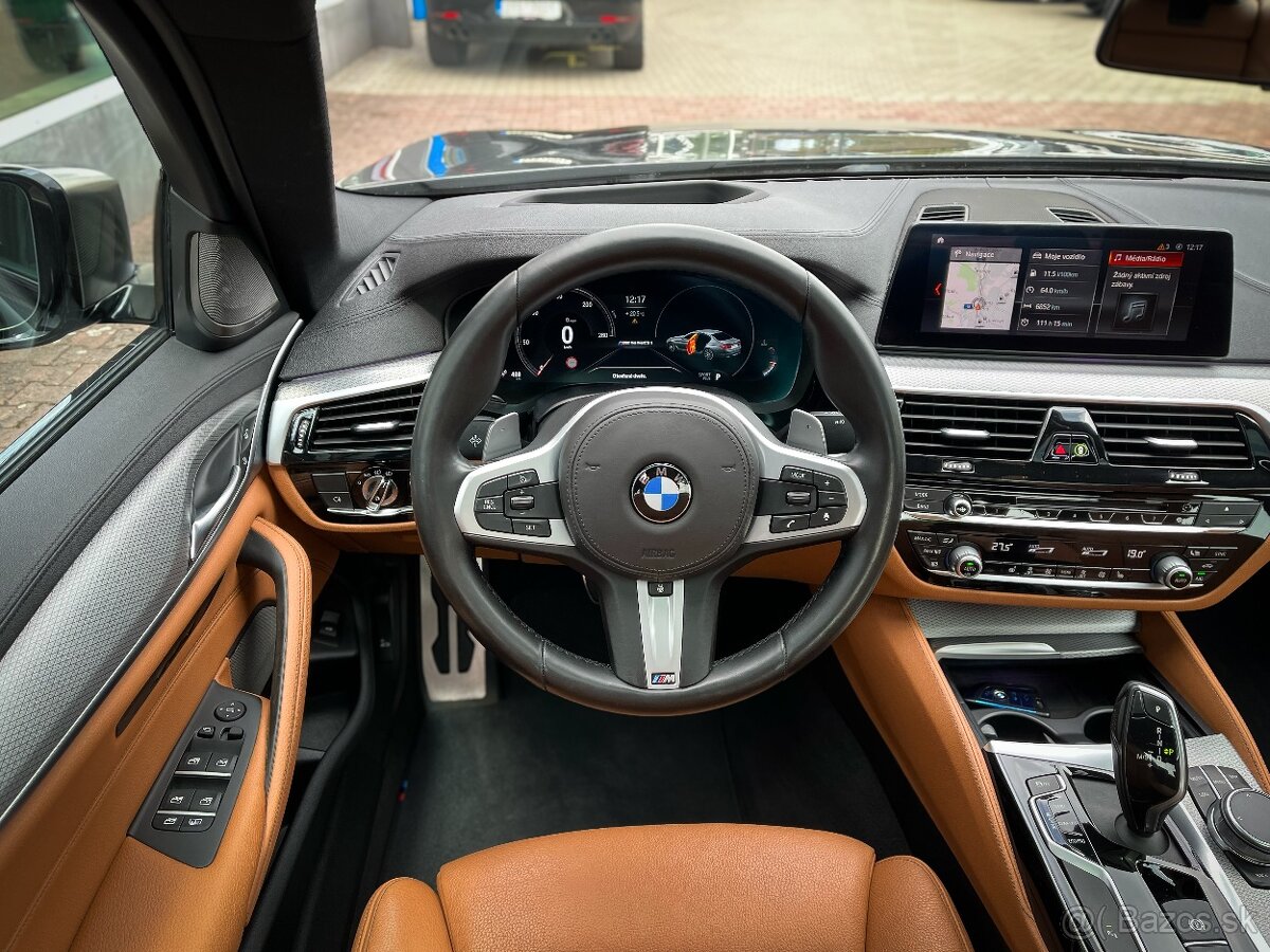 BMW M550i xDrive M-Paket 2019 - 12