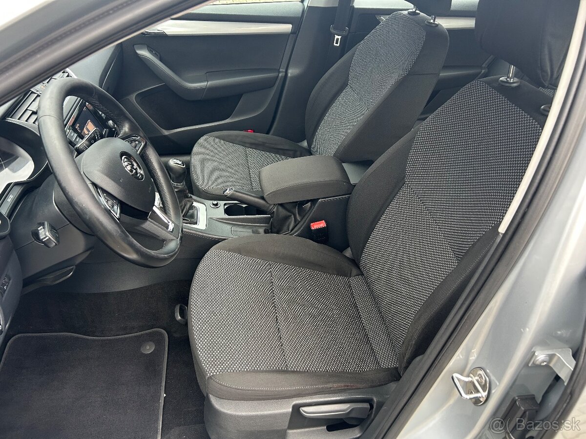 ŠKODA OCTAVIA III COMBI 2.0TDI AMBITION - 12