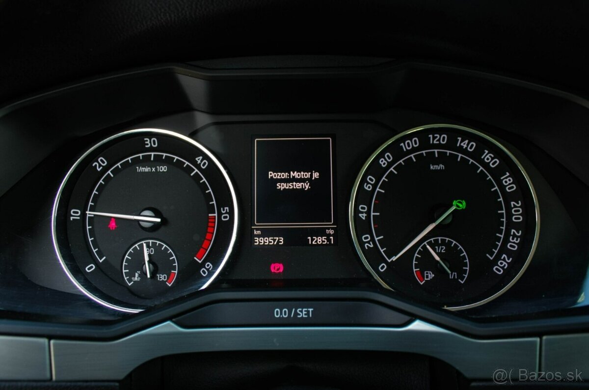 Škoda Superb 2.0 TDI Ambition DSG - 12