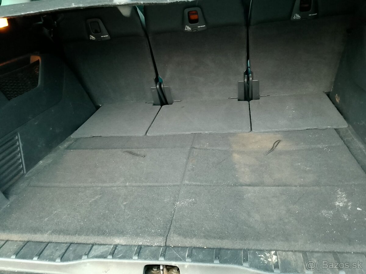 Peugeot 5008 1.6 HDi - 12