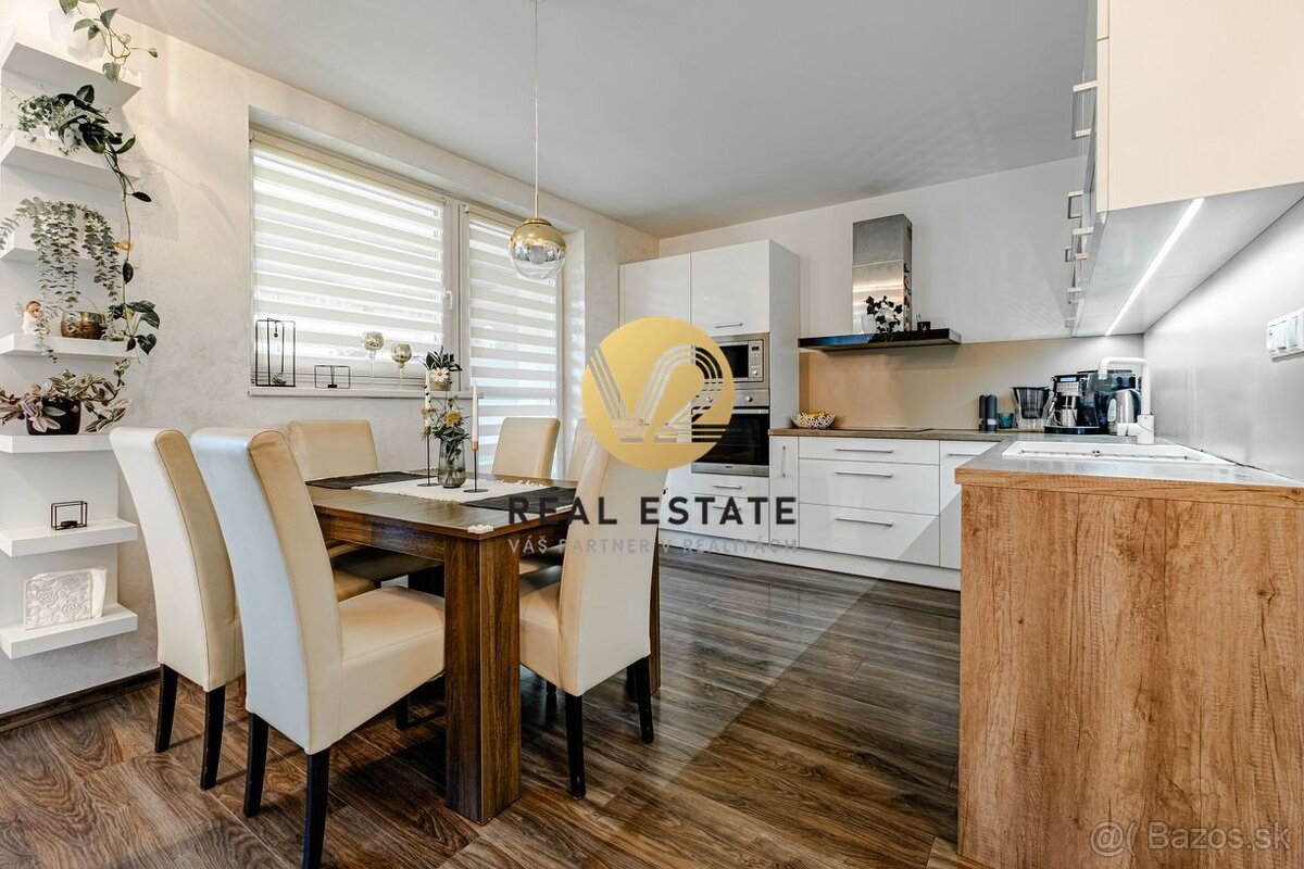 NA PREDAJ 5I RODINNÝ DOM S BAZÉNOM, 10 MIN DO CENTRA NITRY - 12