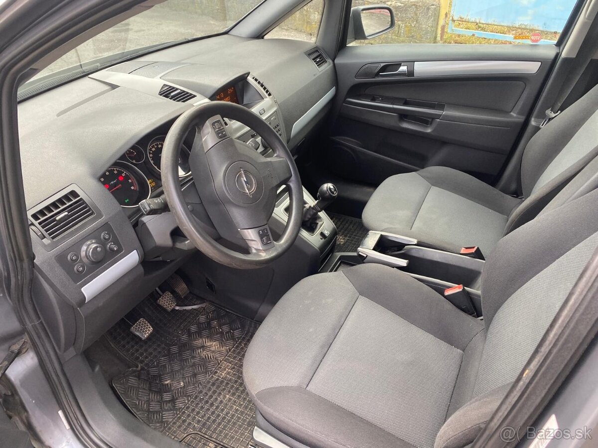 Opel Zafira 1.6 16V benzín LPG - 12