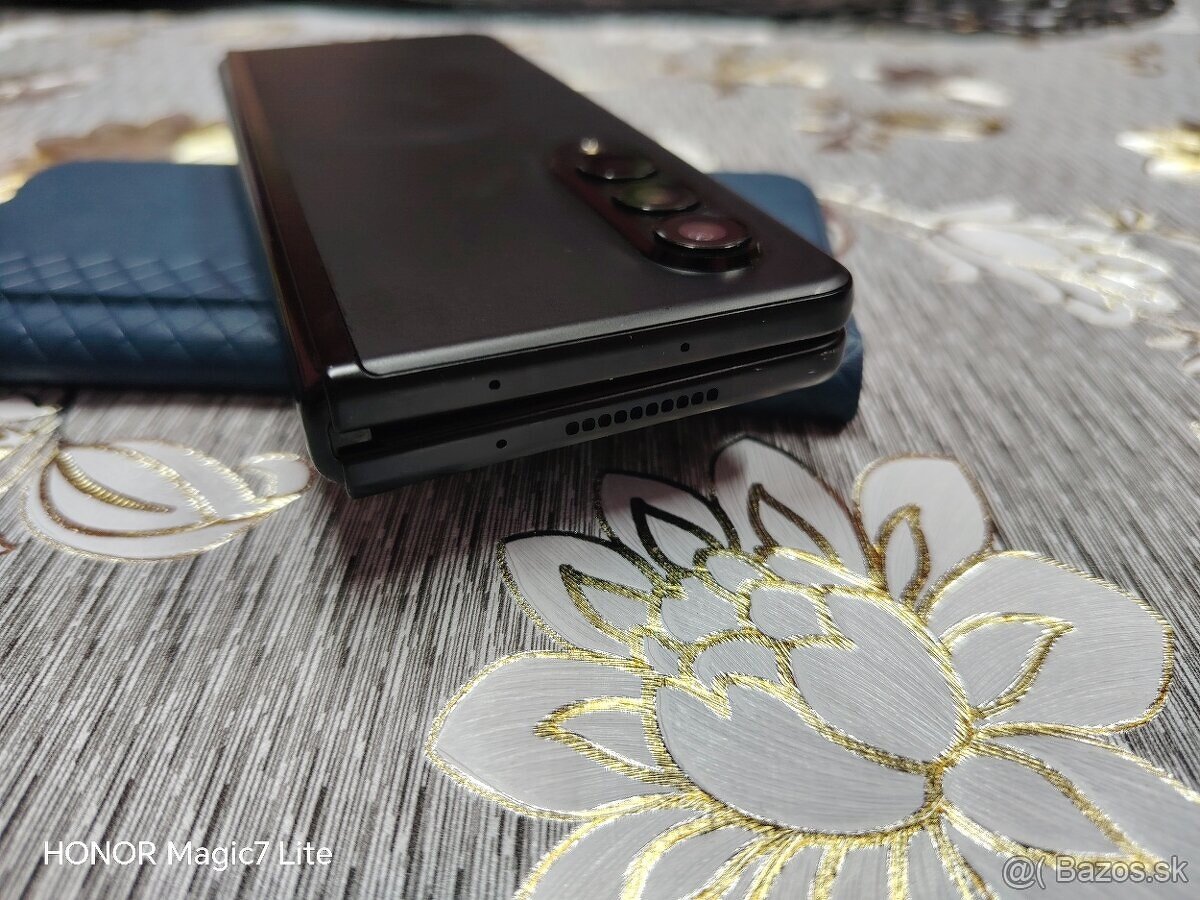 Samsung Z Fold 3 5G - 12