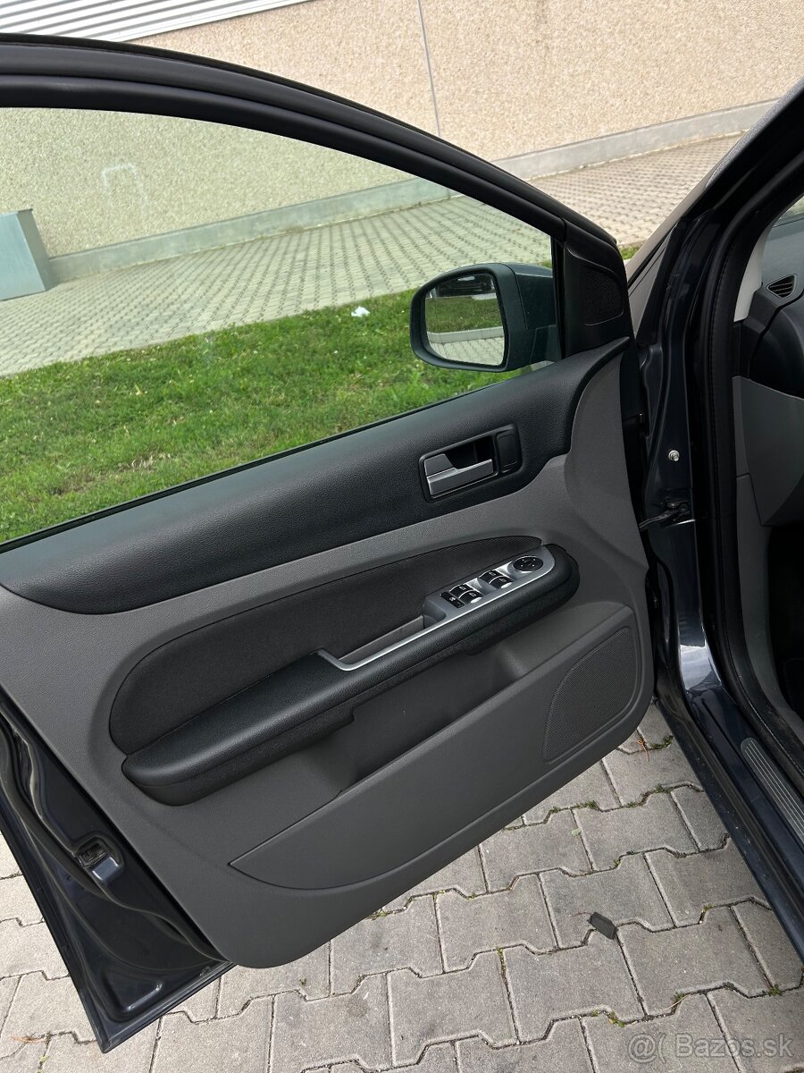 Ford Focus na predaj - 12