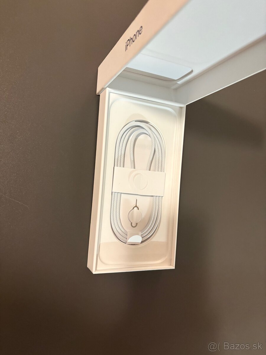 Predám krabice na iPhone - 12