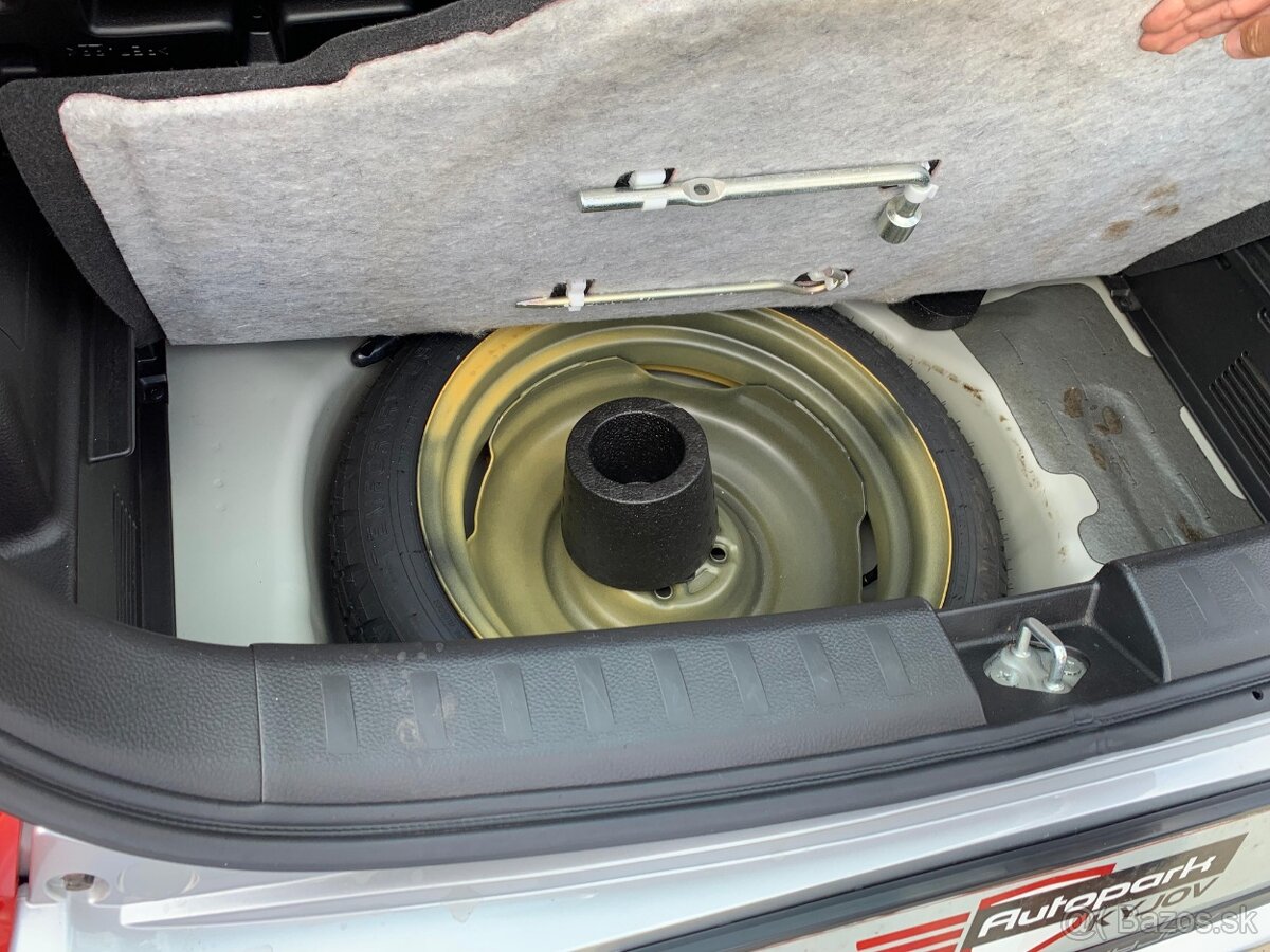 Suzuki Swift 1.2i, 69KW, 4x4 - 12