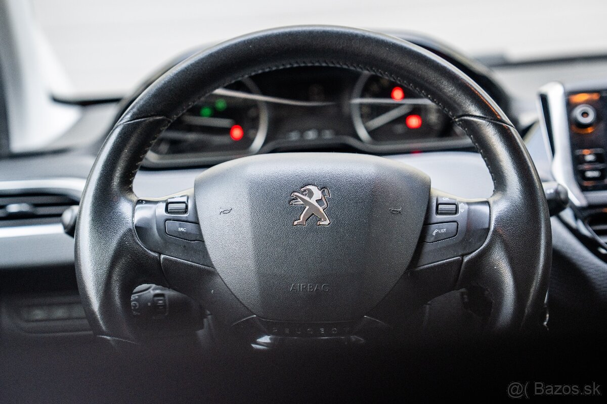 Peugeot 208, 1.6 Blue HDI STYLE - 12