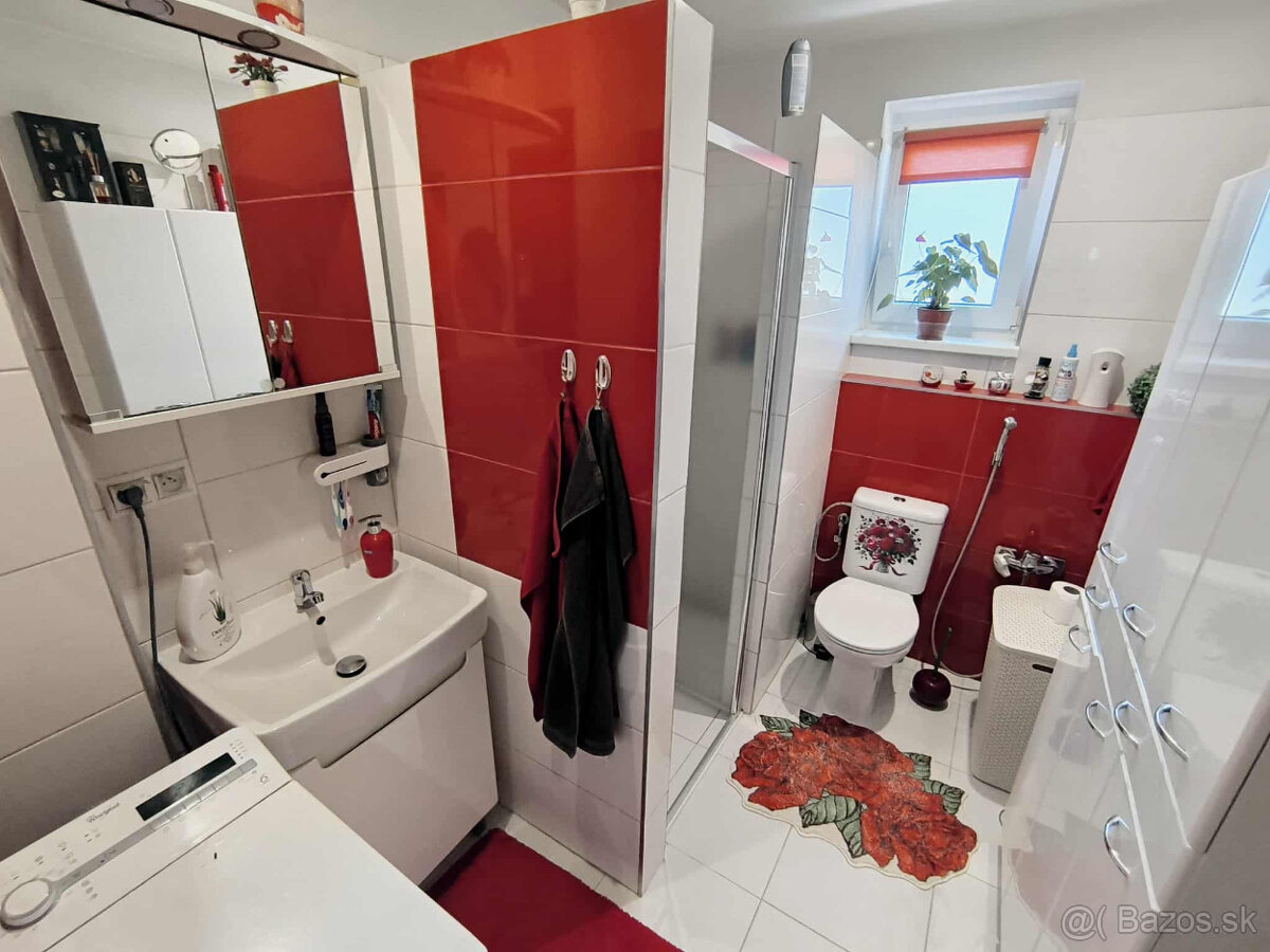 ‼️RODINNÝ DOM - S KRÁSNYM POZEMKOM NA PREDAJ, BYSTRIČANY - - 12