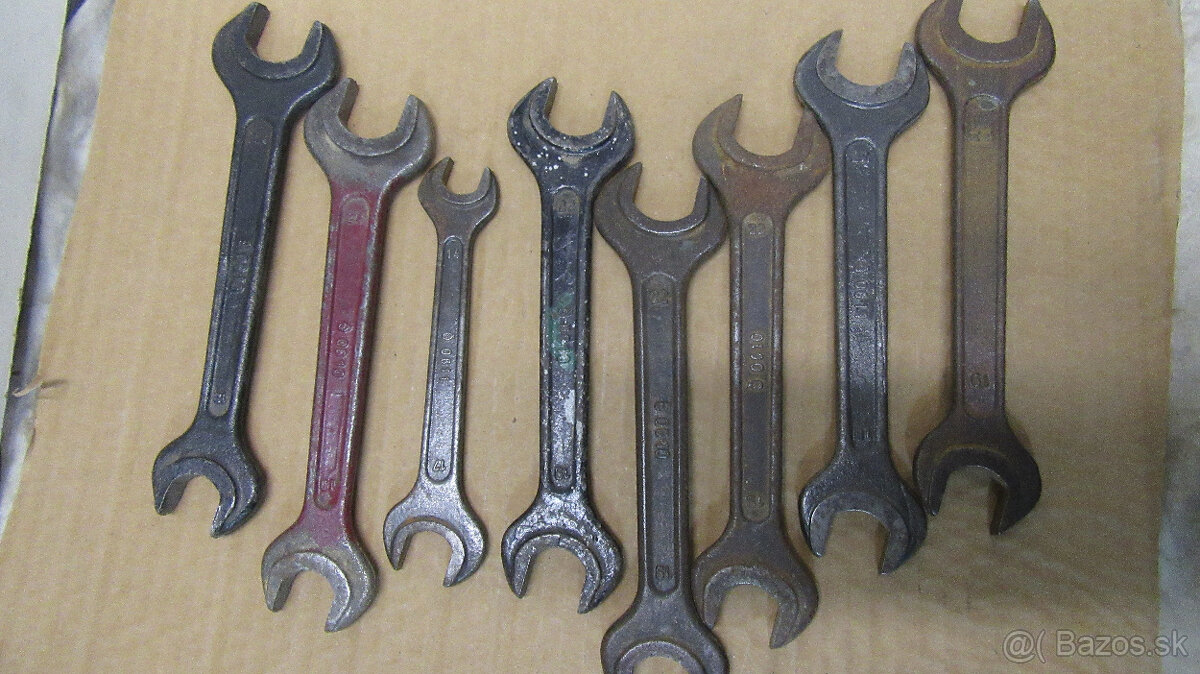 vidlicové klúče - 12