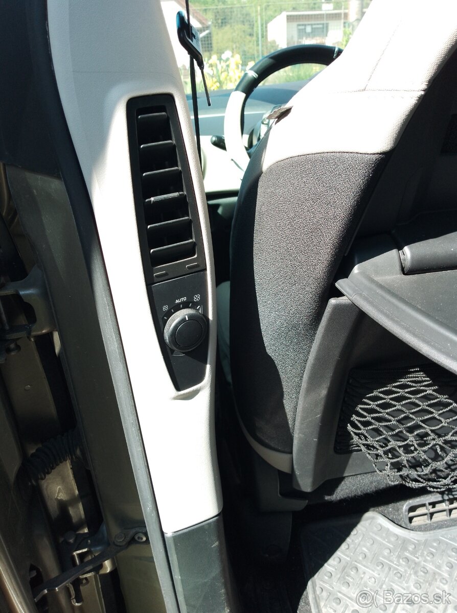 Citroen C4 Grand Picasso 2.0HDI - 12