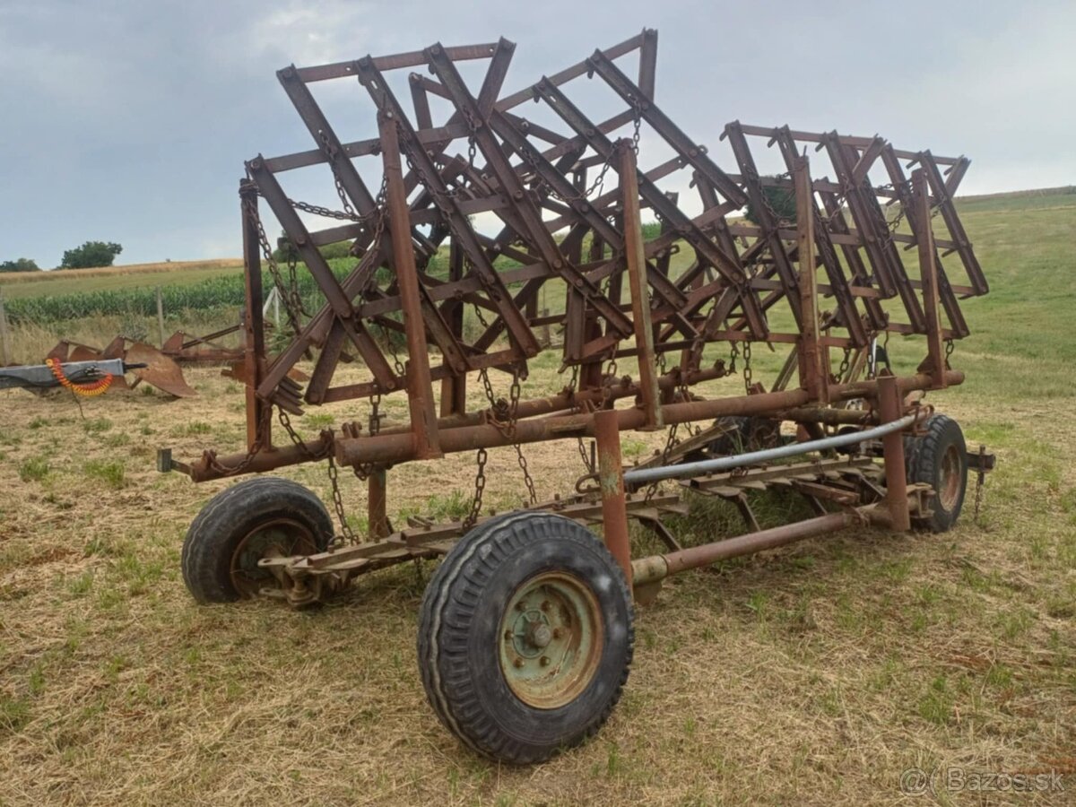 Predám poľnohospodársku techniku - 12