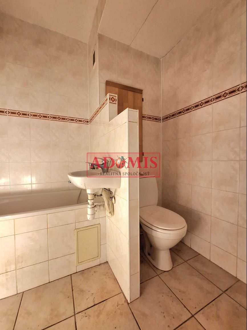 ADOMIS -predám 1,5 izbový byt 41 m2, Bukovecká ulica Košice - 12