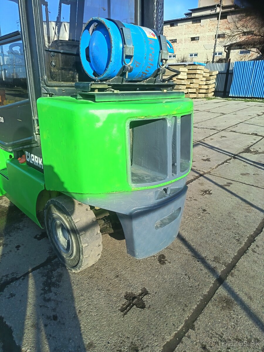 Vysokozdvizny vozik - 12