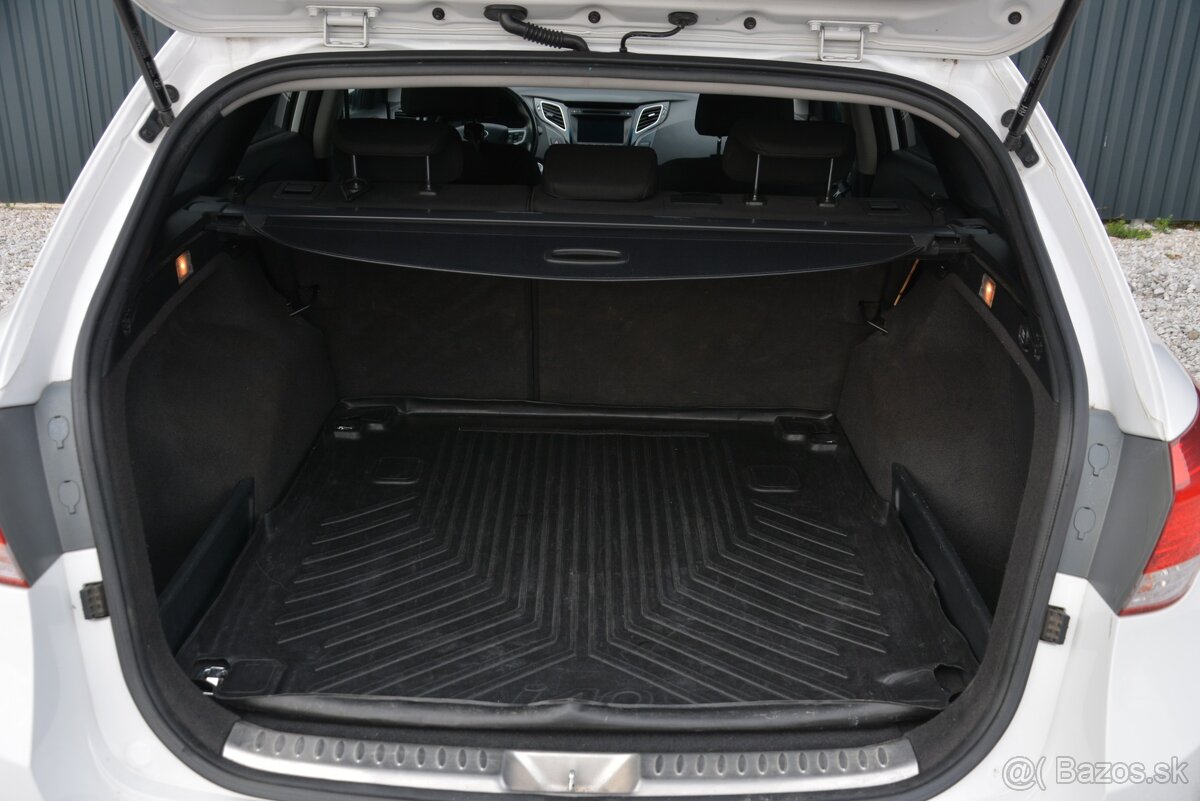 Hyundai i40 CW 1.70 CRDi, SR voz, Automat - 12