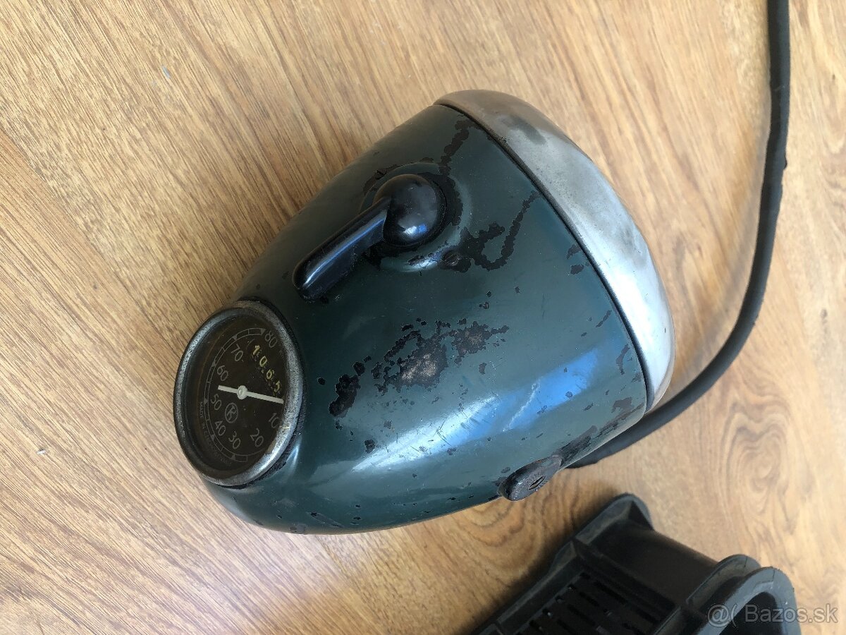 Predám kompletný svetlomet na motocykel ČZ 150C - 12