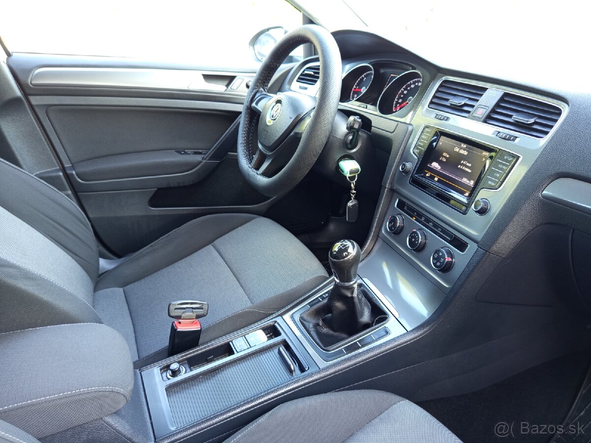Volkswagen Golf VII Variant 1.6TDi - 12