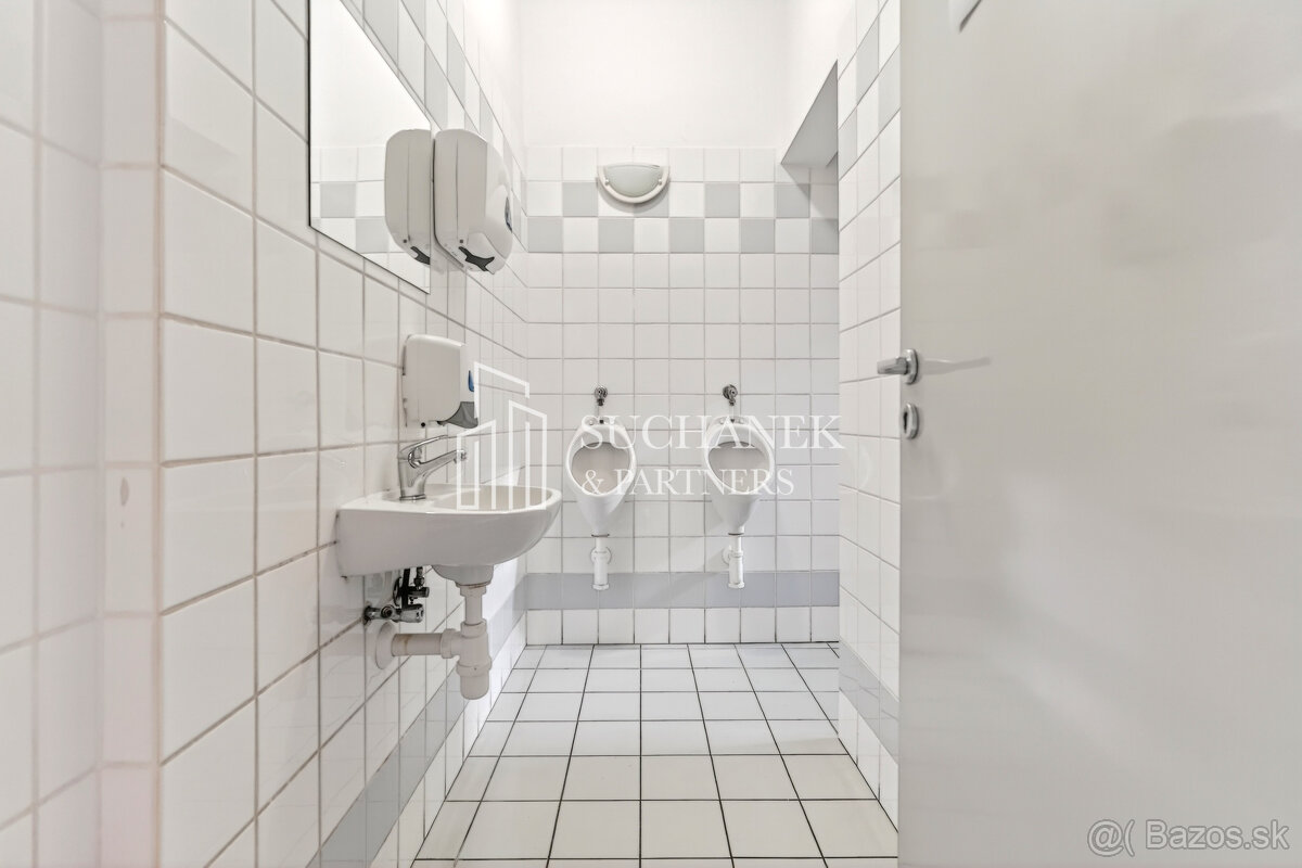 PRENÁJOM | Priestoru v centre mesta Partizánske - 12