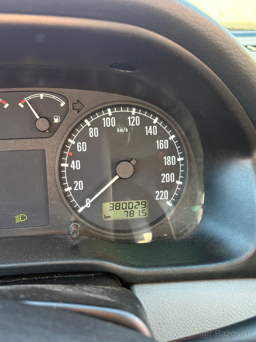 Škoda Octavia 1 combi, 2000 1.9tdi 66kw - 12